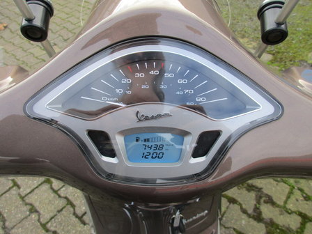 Vespa primavira touring