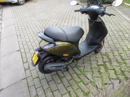 Piaggio Zip iGet